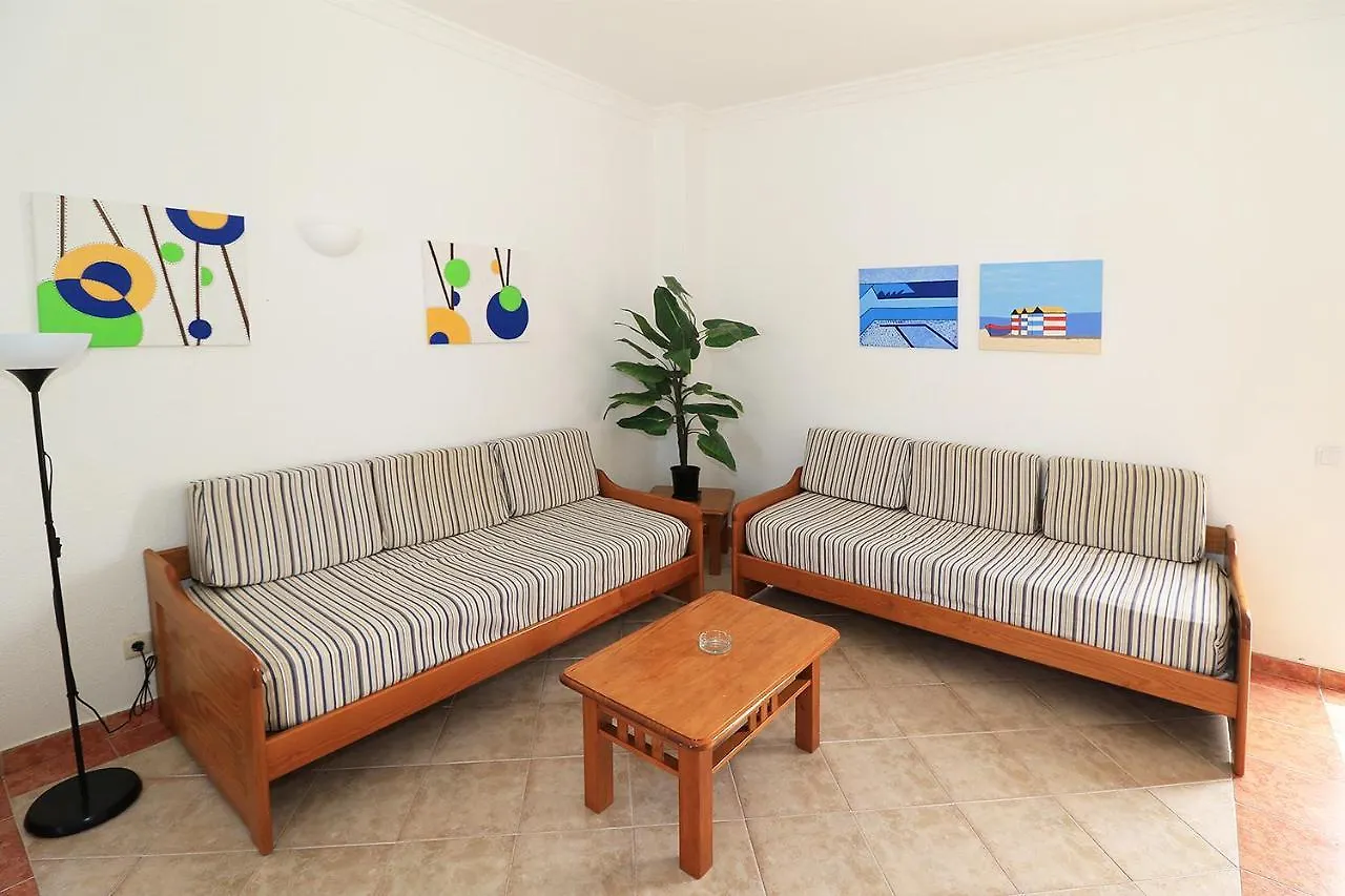 Oura Ocean Front Apartment Albufeira