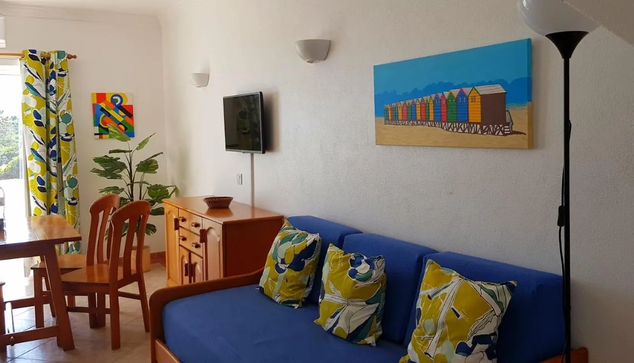Oura Ocean Front Apartment Albufeira