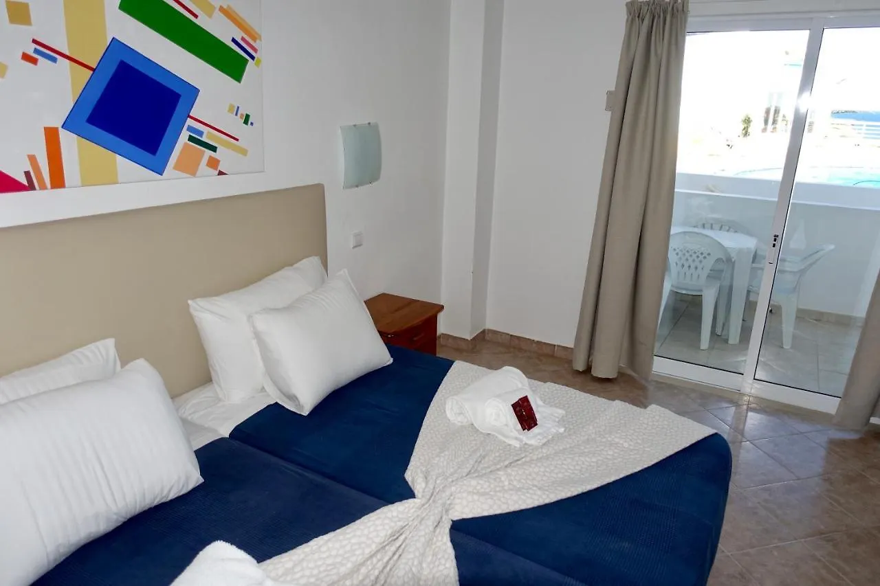 Oura Ocean Front Apartment Albufeira